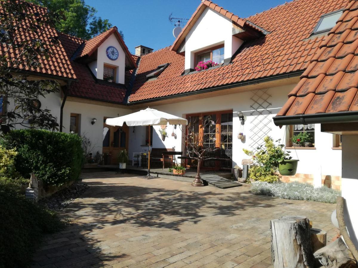 Apartmán Bydleni u Babicky Bratronice Exteriér fotografie